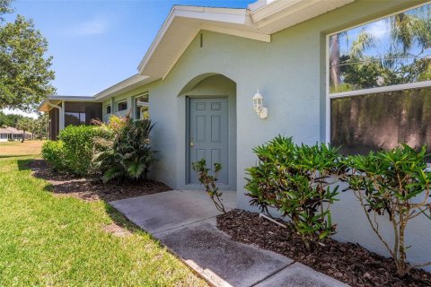 Condominio en venta en Sun City Center, Florida, 2 dormitorios, 110.55 m2 № 2113465 - foto 3