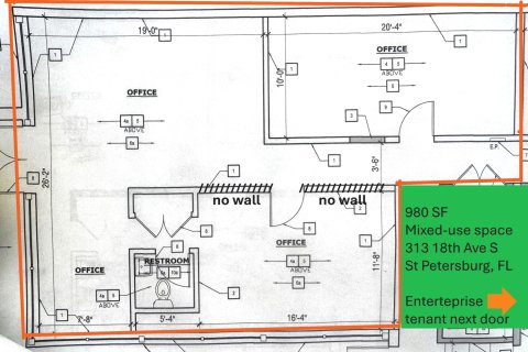 Propiedad comercial en alquiler en Saint Petersburg, Florida, 286.05 m2 № 1737228 - foto 1