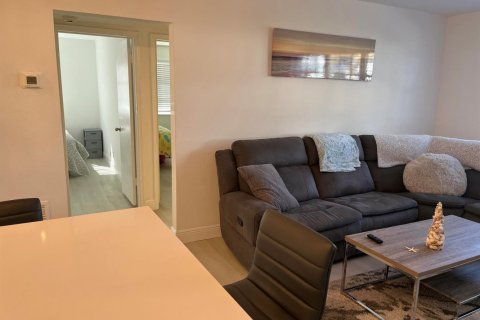 Copropriété à vendre à Fort Lauderdale, Floride: 2 chambres, 88.26 m2 № 2088130 - photo 8