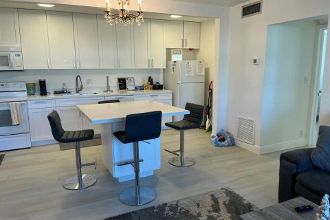 Copropriété à vendre à Fort Lauderdale, Floride: 2 chambres, 88.26 m2 № 2088130 - photo 7