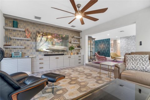 Villa ou maison à louer à Fort Lauderdale, Floride: 3 chambres, 176.14 m2 № 1946432 - photo 11