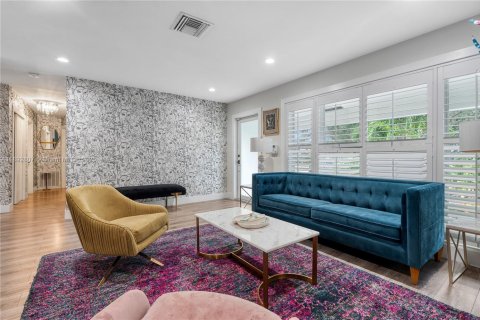 Villa ou maison à louer à Fort Lauderdale, Floride: 3 chambres, 176.14 m2 № 1946432 - photo 10