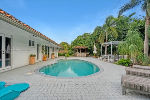 Villa ou maison à louer à Fort Lauderdale, Floride: 3 chambres, 176.14 m2 № 1946432 - photo 8
