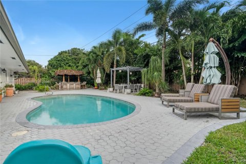 Villa ou maison à louer à Fort Lauderdale, Floride: 3 chambres, 176.14 m2 № 1946432 - photo 7