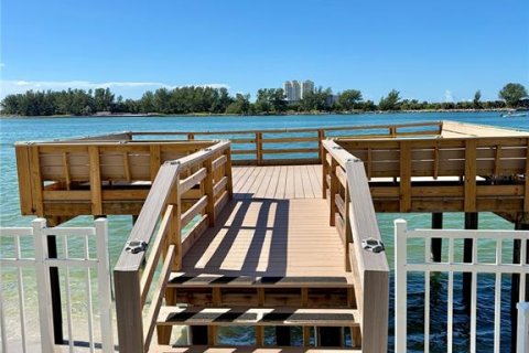 Condo in Clearwater, Florida, 2 bedrooms  № 2377954 - photo 4