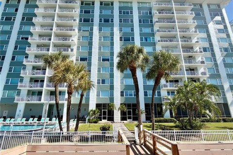 Condo in Clearwater, Florida, 2 bedrooms  № 2377954 - photo 3
