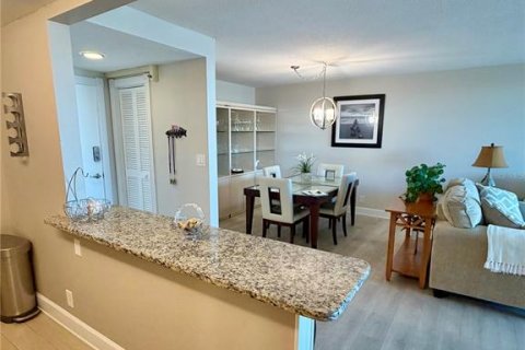 Condo in Clearwater, Florida, 2 bedrooms  № 2377954 - photo 28