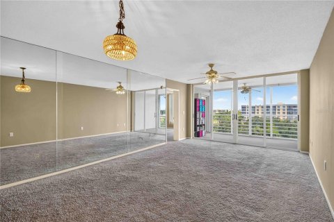 Condo in Bradenton, Florida, 1 bedroom  № 2208951 - photo 6