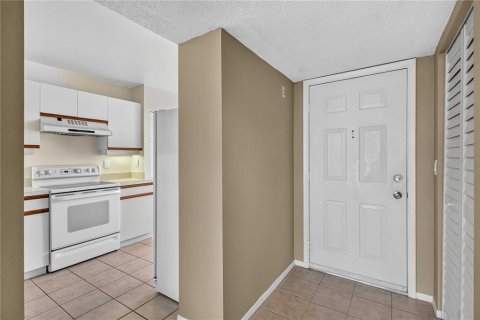 Condo in Bradenton, Florida, 1 bedroom  № 2208951 - photo 9