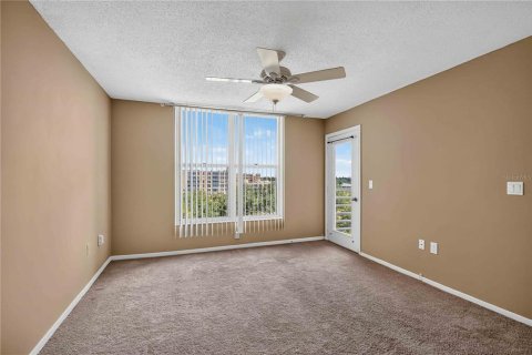 Condo in Bradenton, Florida, 1 bedroom  № 2208951 - photo 20