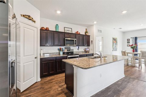 Casa en venta en Davenport, Florida, 4 dormitorios, 175.59 m2 № 1786451 - foto 15