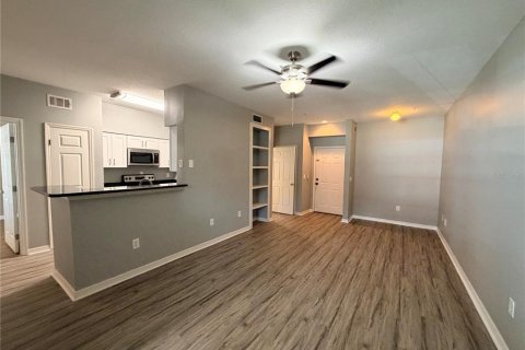 Condo in Tampa, Florida, 2 bedrooms № 2098103 - photo 27