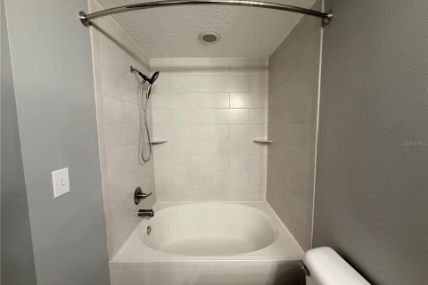 Condo in Tampa, Florida, 2 bedrooms № 2098103 - photo 14