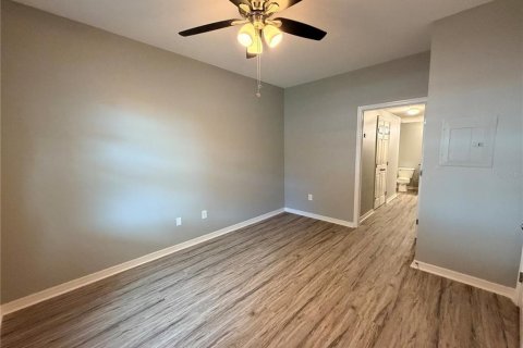 Condo in Tampa, Florida, 2 bedrooms № 2098103 - photo 17