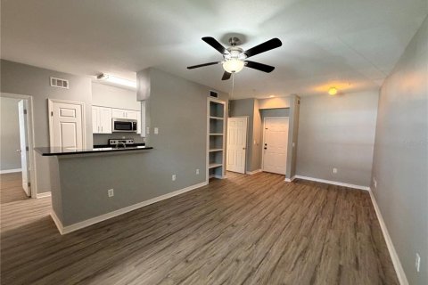 Condo in Tampa, Florida, 2 bedrooms № 2098103 - photo 26