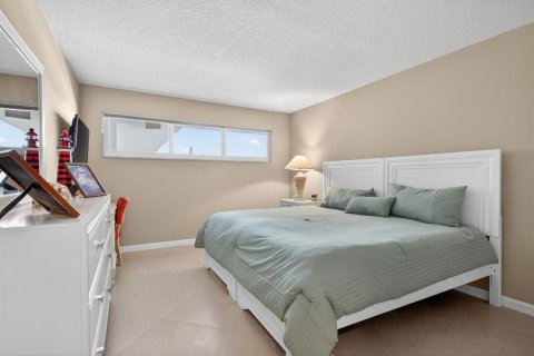 Copropriété à vendre à Pompano Beach, Floride: 3 chambres, 157.93 m2 № 2262159 - photo 28