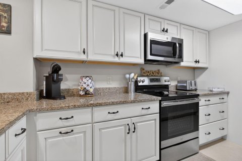 Copropriété à vendre à Pompano Beach, Floride: 3 chambres, 157.93 m2 № 2262159 - photo 11