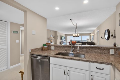 Copropriété à vendre à Pompano Beach, Floride: 3 chambres, 157.93 m2 № 2262159 - photo 10