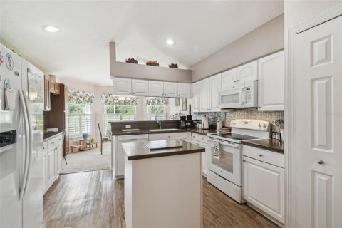 Villa ou maison à vendre à Brooksville, Floride: 3 chambres, 156.63 m2 № 1625690 - photo 13