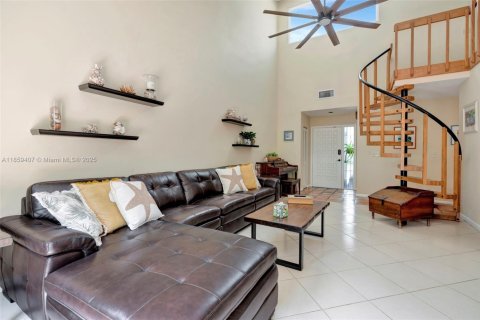 House in Jupiter, Florida 2 bedrooms, 144.37 sq.m. № 1890567 - photo 4