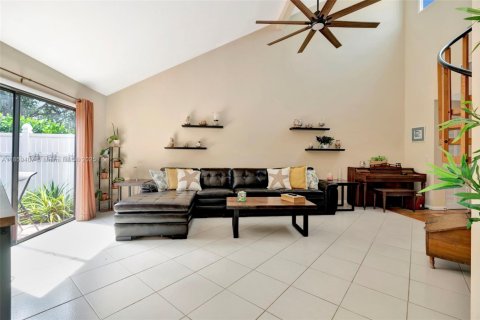 House in Jupiter, Florida 2 bedrooms, 144.37 sq.m. № 1890567 - photo 2