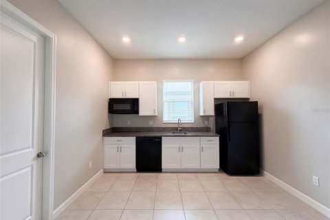 Villa ou maison à vendre à Ruskin, Floride: 6 chambres, 362.6 m2 № 2409896 - photo 9