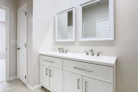 Condo in Kissimmee, Florida, 3 bedrooms  № 1687153 - photo 29