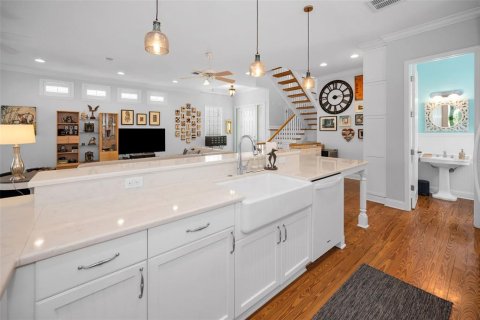 House in Treasure Island, Florida 2 bedrooms, 218.51 sq.m. № 1879456 - photo 30