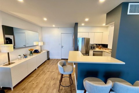 Condo in Miami Beach, Florida, 1 bedroom  № 1766882 - photo 9