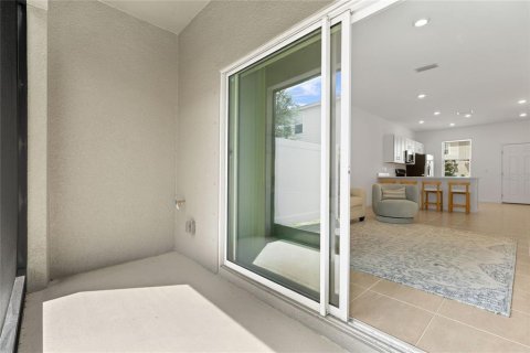 Touwnhouse à louer à Sarasota, Floride: 2 chambres, 110.27 m2 № 2403537 - photo 24