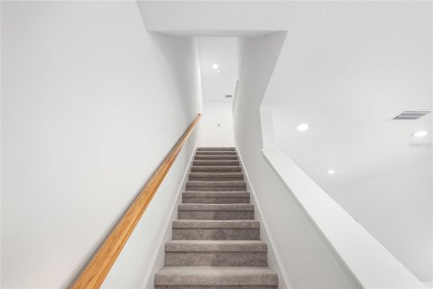Touwnhouse à louer à Sarasota, Floride: 2 chambres, 110.27 m2 № 2403537 - photo 25