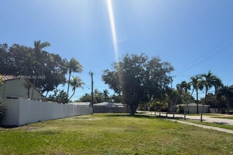 Terreno en venta en Hollywood, Florida № 2082787 - foto 2