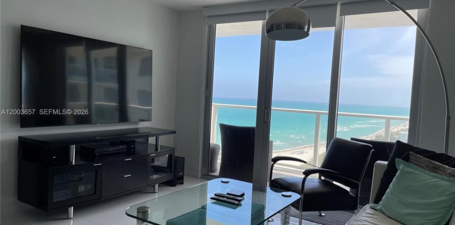 Condo à Miami Beach, Floride, 2 chambres  № 2069172