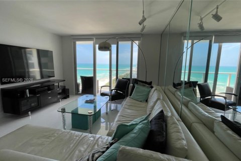 Copropriété à louer à Miami Beach, Floride: 2 chambres, 99.41 m2 № 2069172 - photo 16