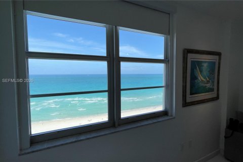 Copropriété à louer à Miami Beach, Floride: 2 chambres, 99.41 m2 № 2069172 - photo 6