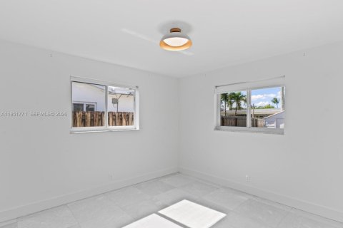 Casa en venta en Hollywood, Florida, 3 dormitorios, 127.28 m2 № 2006277 - foto 27