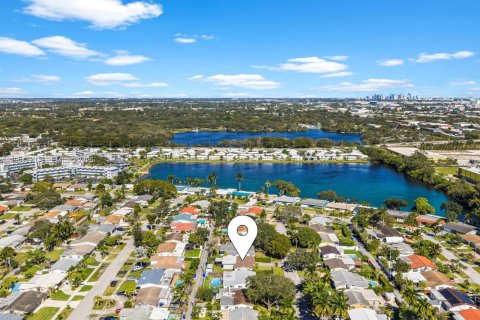 Casa en venta en Hollywood, Florida, 3 dormitorios, 127.28 m2 № 2006277 - foto 7