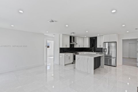 Casa en venta en Hollywood, Florida, 3 dormitorios, 127.28 m2 № 2006277 - foto 13