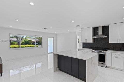 Casa en venta en Hollywood, Florida, 3 dormitorios, 127.28 m2 № 2006277 - foto 14