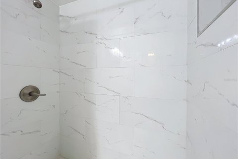 Touwnhouse à vendre à Orlando, Floride: 2 chambres, 101.36 m2 № 2378263 - photo 22