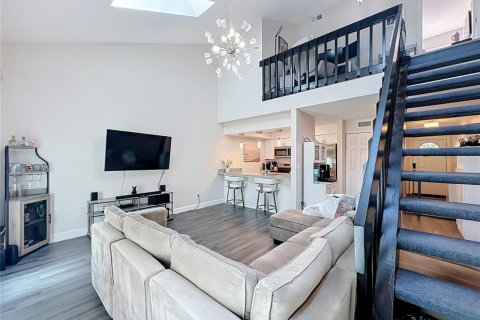 Touwnhouse à vendre à Orlando, Floride: 2 chambres, 101.36 m2 № 2378263 - photo 25