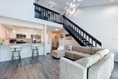 Touwnhouse à vendre à Orlando, Floride: 2 chambres, 101.36 m2 № 2378263 - photo 16