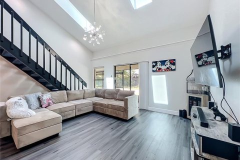 Touwnhouse à vendre à Orlando, Floride: 2 chambres, 101.36 m2 № 2378263 - photo 14