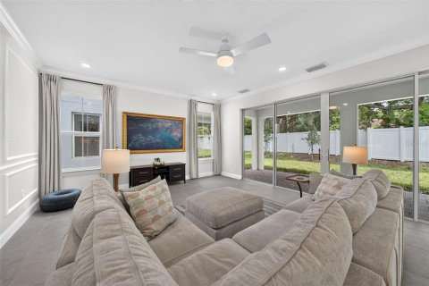 Casa en venta en Orlando, Florida, 4 dormitorios, 286.79 m2 № 2296356 - foto 6