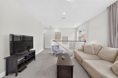 Casa en venta en Orlando, Florida, 4 dormitorios, 286.79 m2 № 2296356 - foto 14