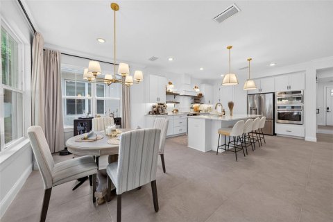 Casa en venta en Orlando, Florida, 4 dormitorios, 286.79 m2 № 2296356 - foto 28
