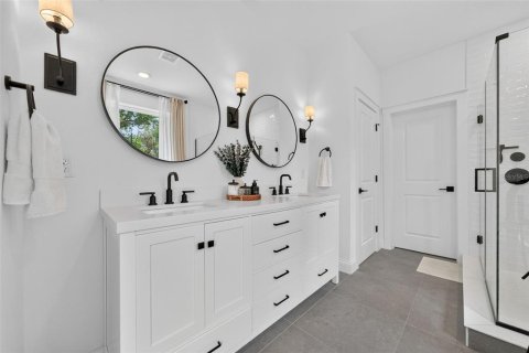 Casa en venta en Orlando, Florida, 4 dormitorios, 286.79 m2 № 2296356 - foto 9