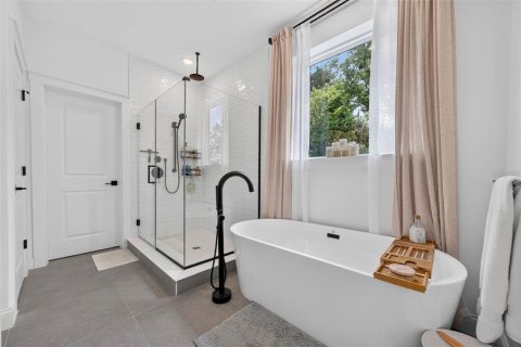 Casa en venta en Orlando, Florida, 4 dormitorios, 286.79 m2 № 2296356 - foto 10