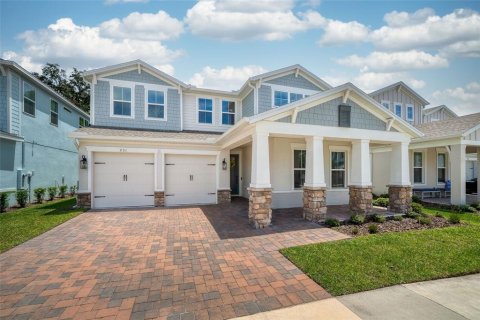 House in Orlando, Florida 4 bedrooms, 286.79 sq.m. № 2296356