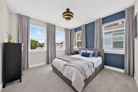 Casa en venta en Orlando, Florida, 4 dormitorios, 286.79 m2 № 2296356 - foto 15